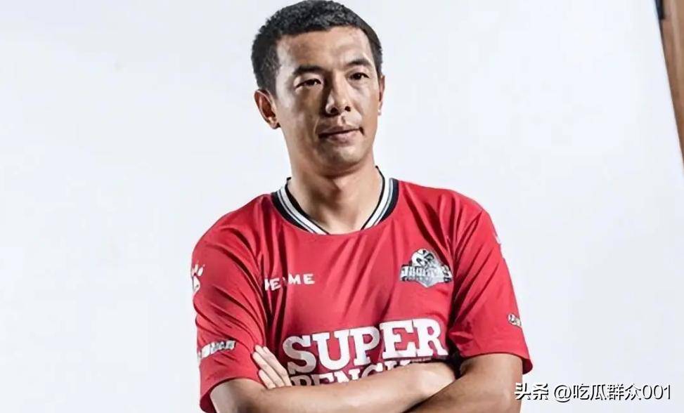 徐亮:国足挣500万其实无可厚非任何行业顶尖30人-50人肯定挣得更多(原帅年薪500万)