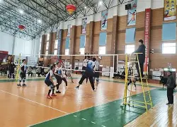 八戒体育-关于香港流浪者展现风采，球员齐心协力奋战的信息